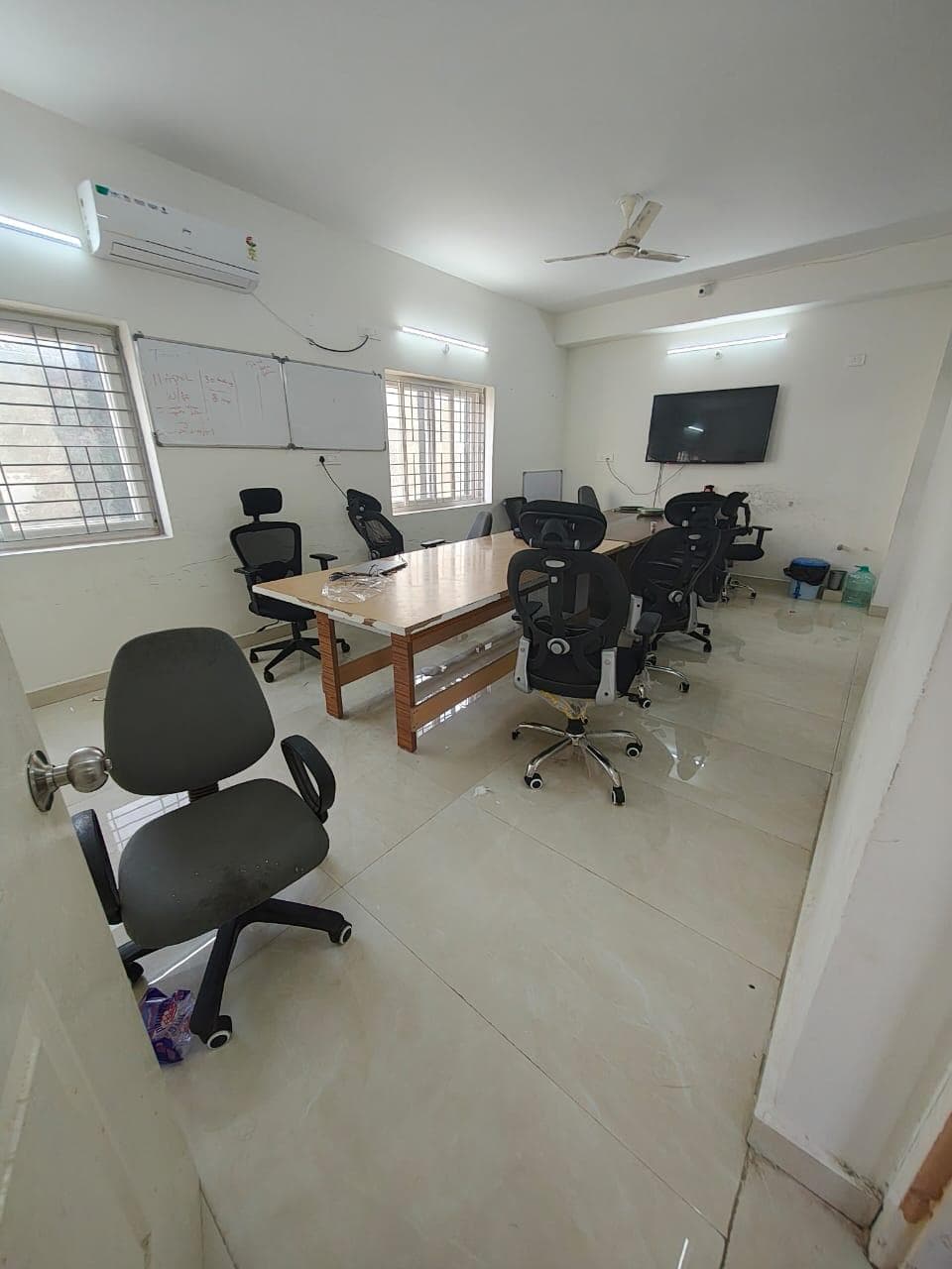 Image of Bare Shell Office Space\