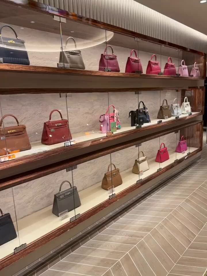 Showroom For Sale In Block 2 Panruti