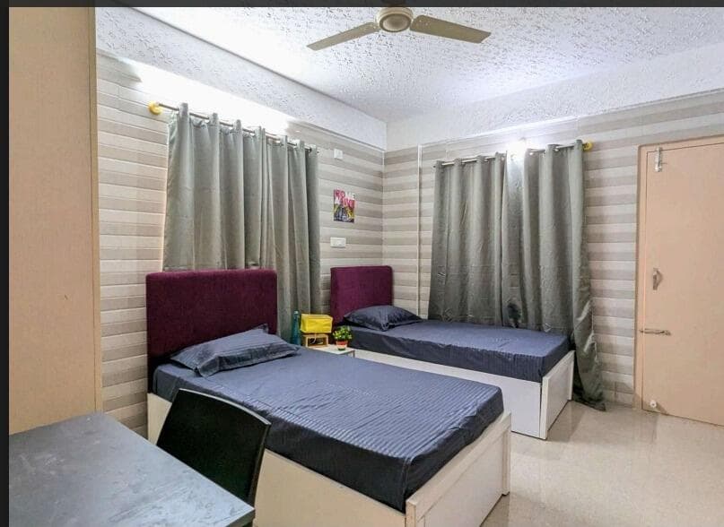 Image of Colive Hayward