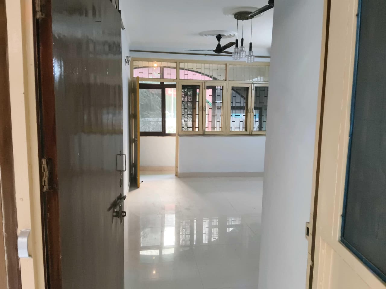 Flat For Sale In Delhi