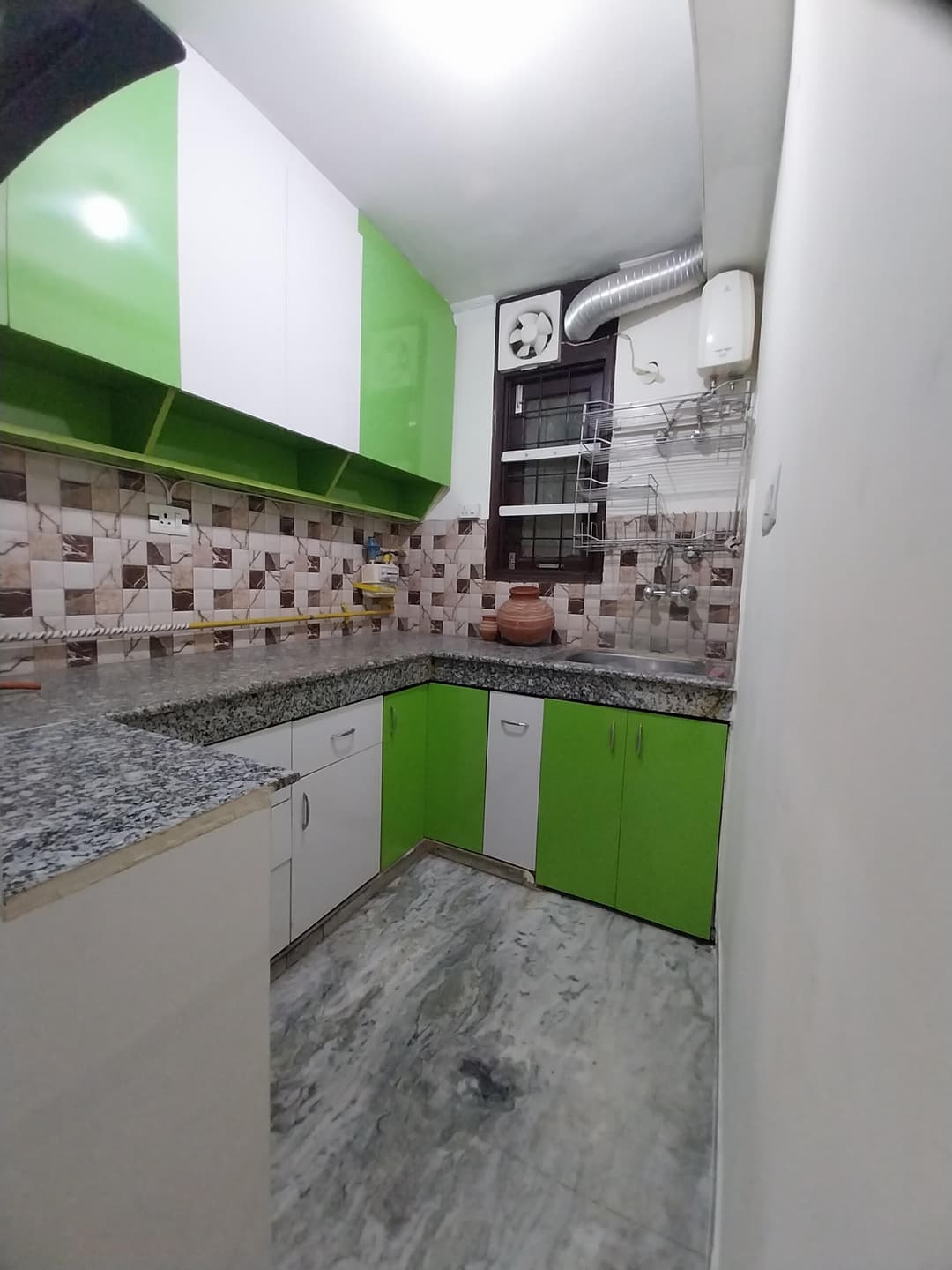 Flat For Rent In Noida