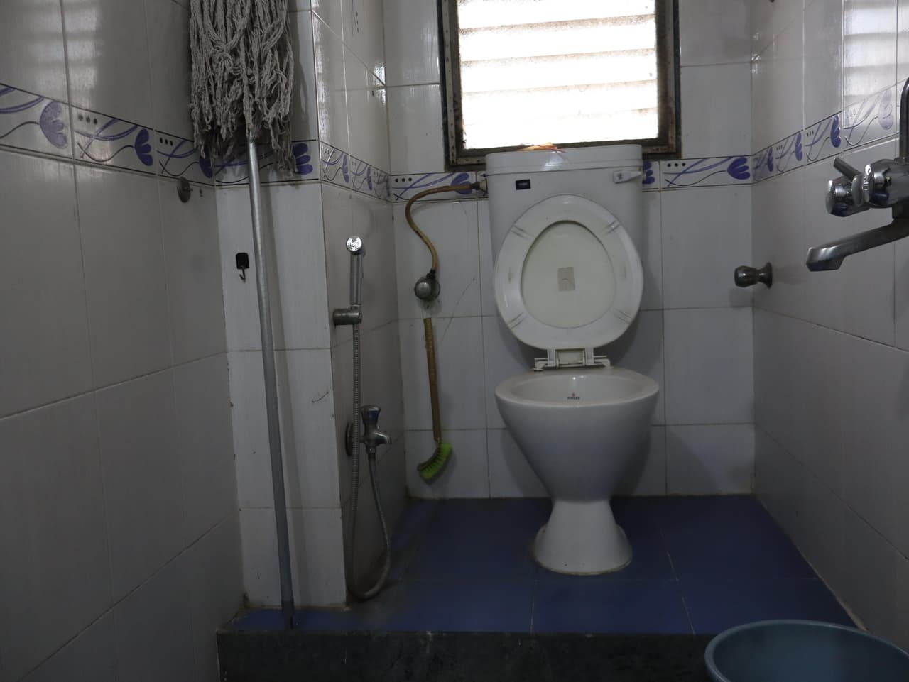 Image of Pariwar Apartment Goregaon East, Mumbai