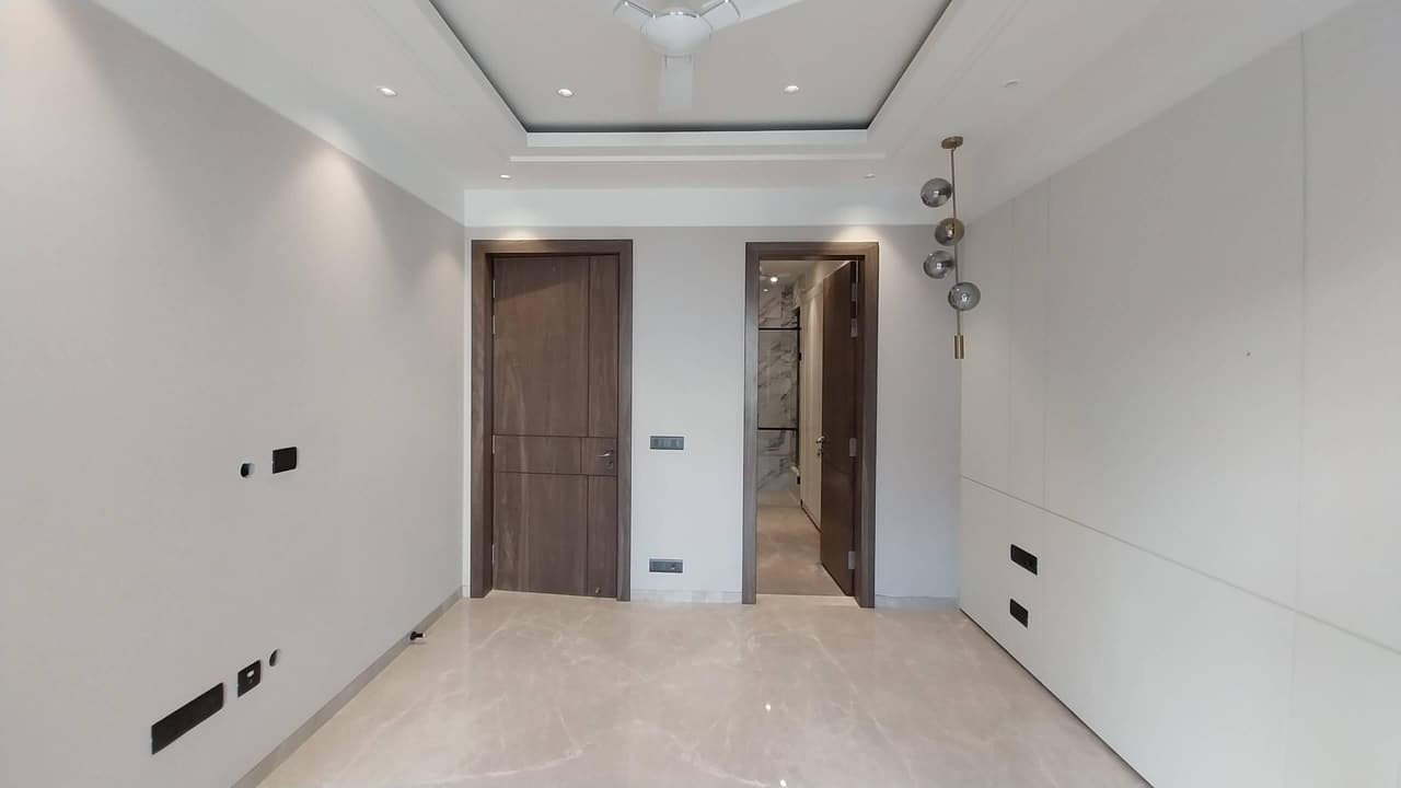 Explore 4 Bhk In Jaurasi For Sale