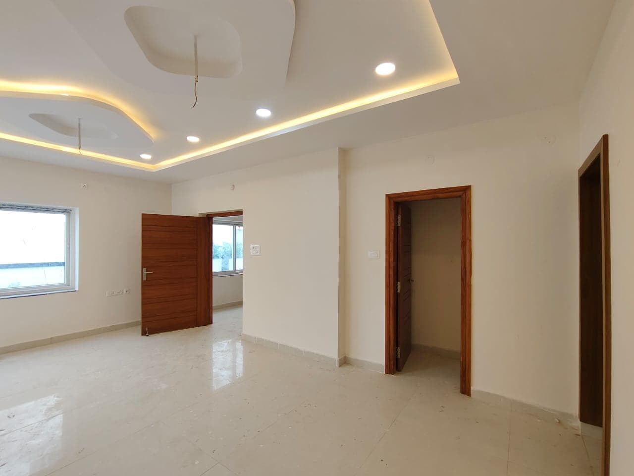 Image of Shanta Sriram Brookwoods Hmbs Colony, Kismathpur, Hyderabad