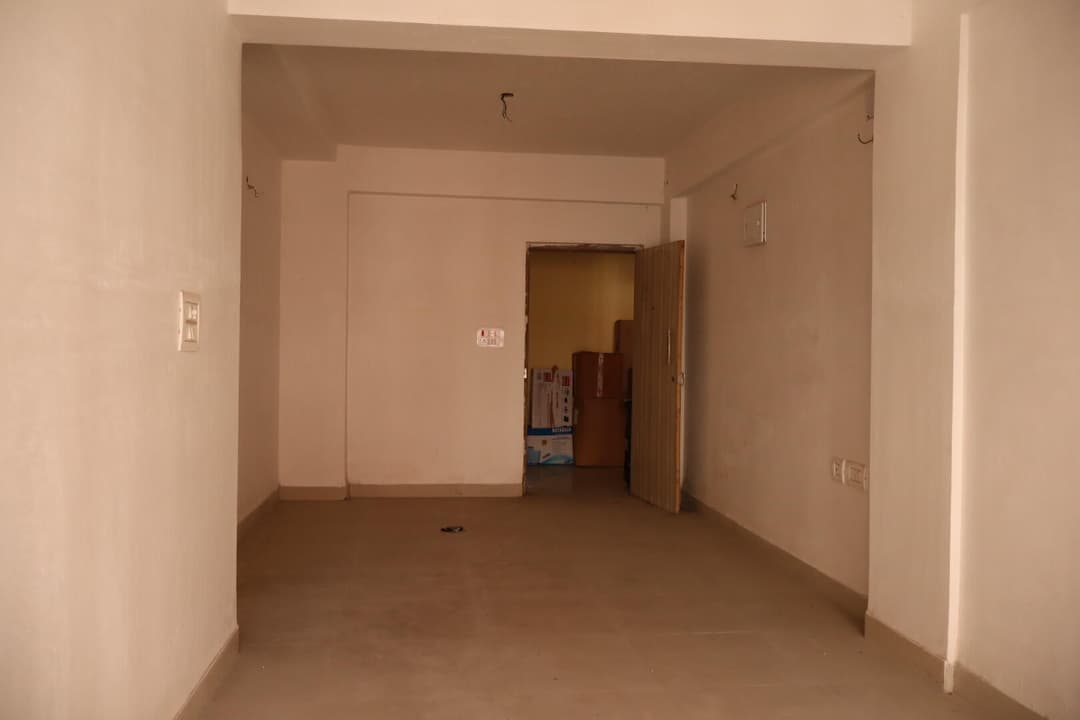 Flat For Sale In Ramraj Mawana