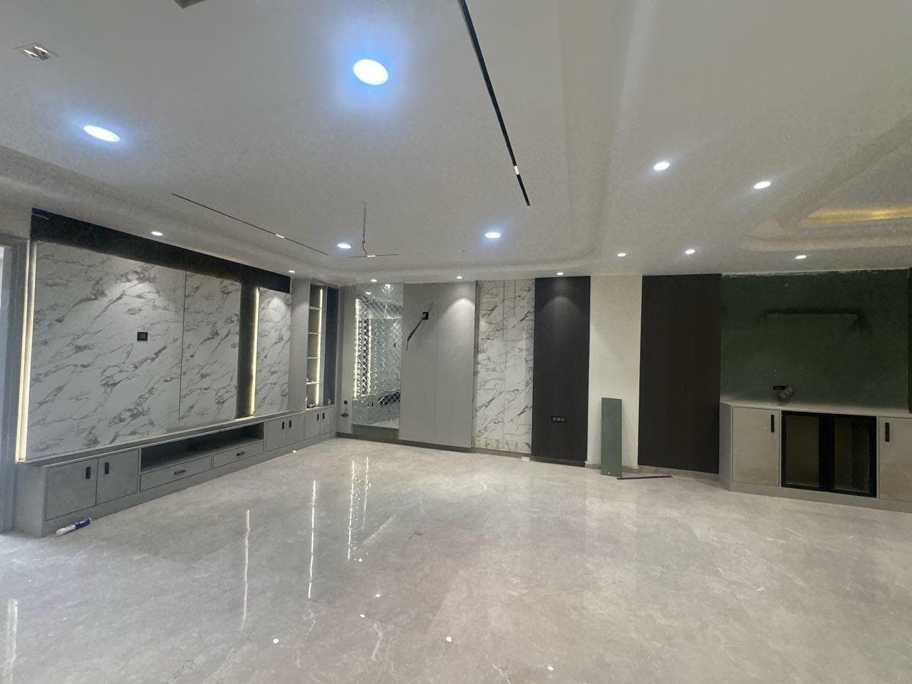 Image of iPropy Floors by Yogesh Bindal Greenfield Colony, Faridabad