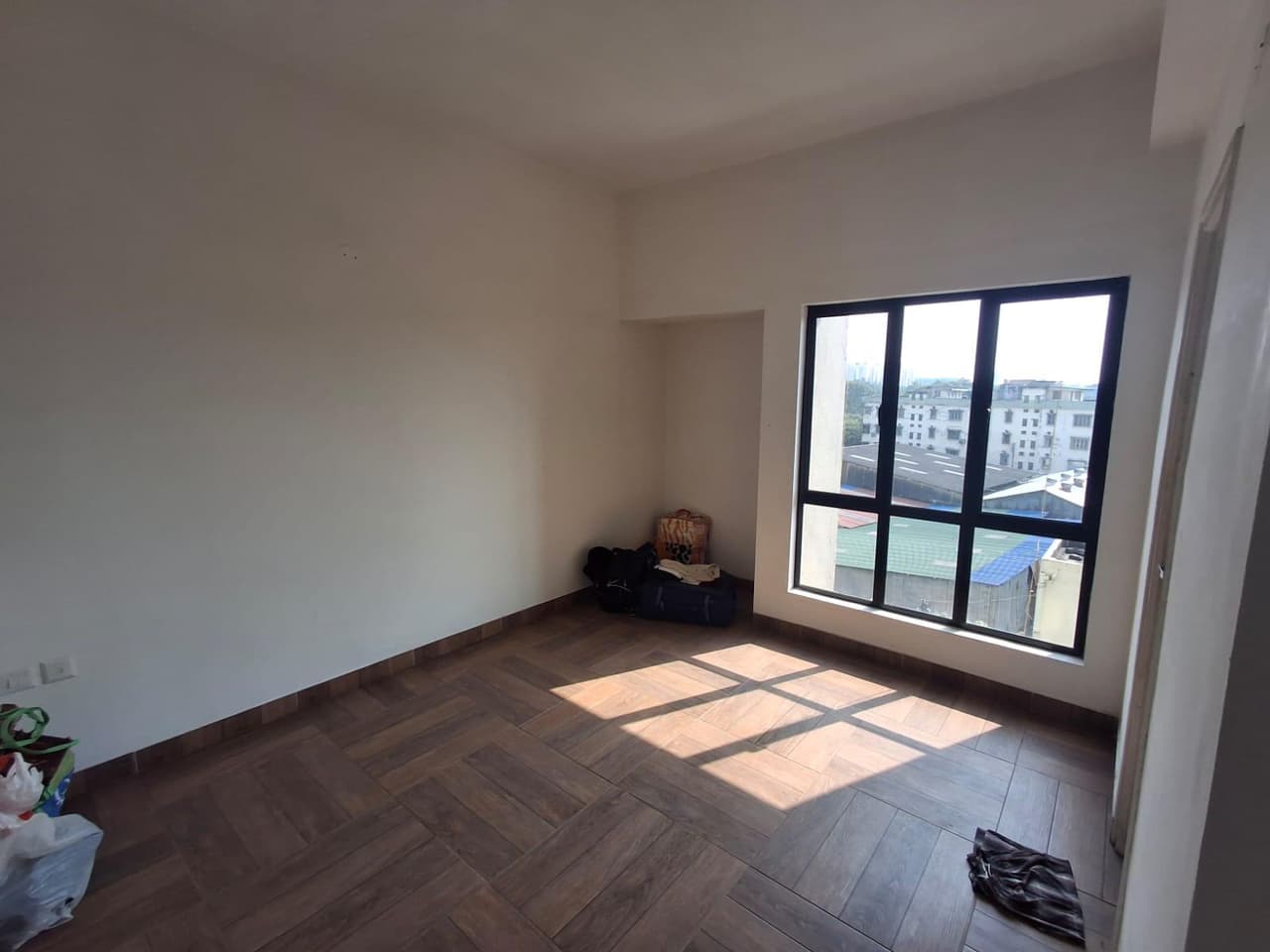 Image of Madgul Antaraa