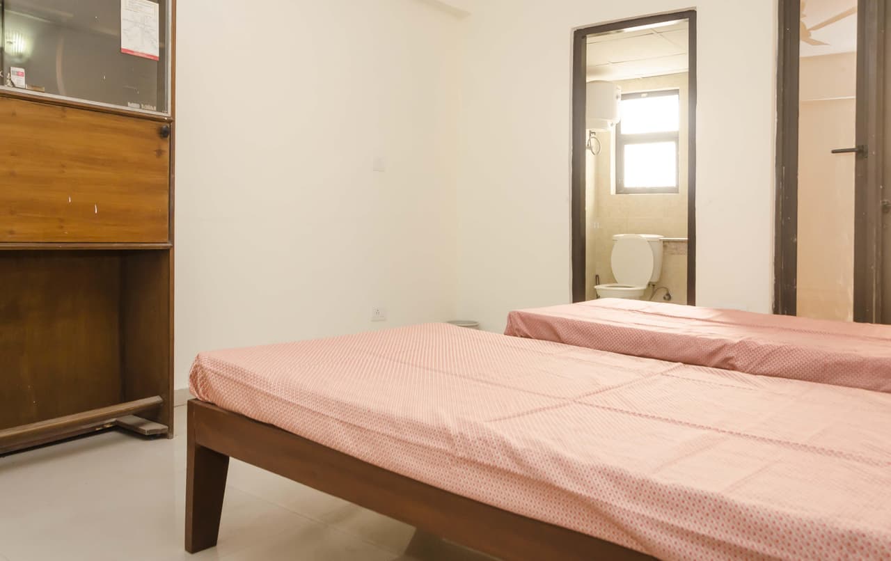 Image of Naveen Nest 137 Sector 137, Noida, Nadia