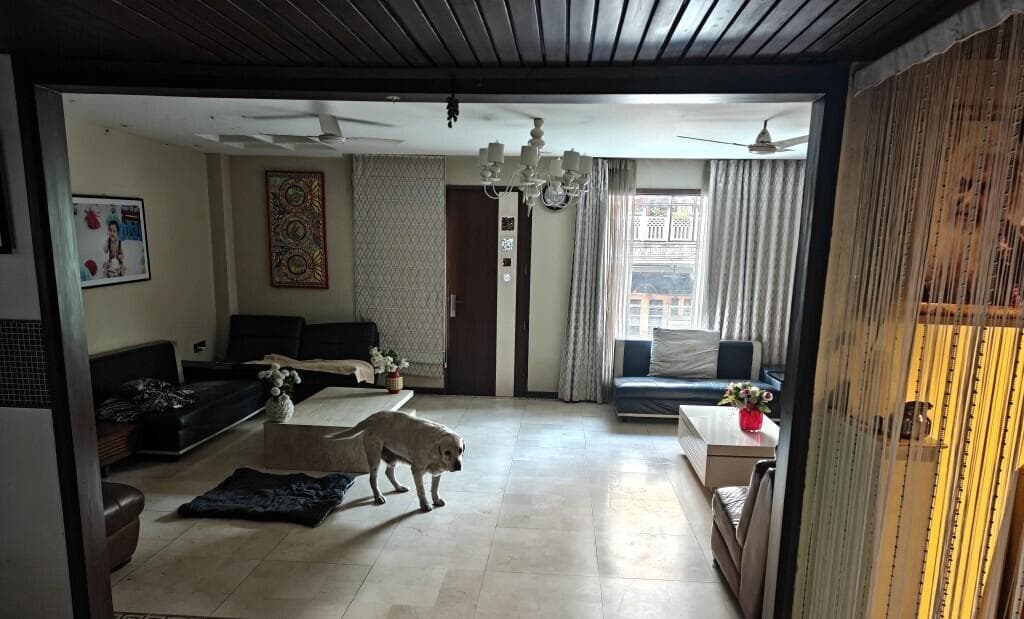 1 Bhk Flat In Noida Sector 62 For Purchase