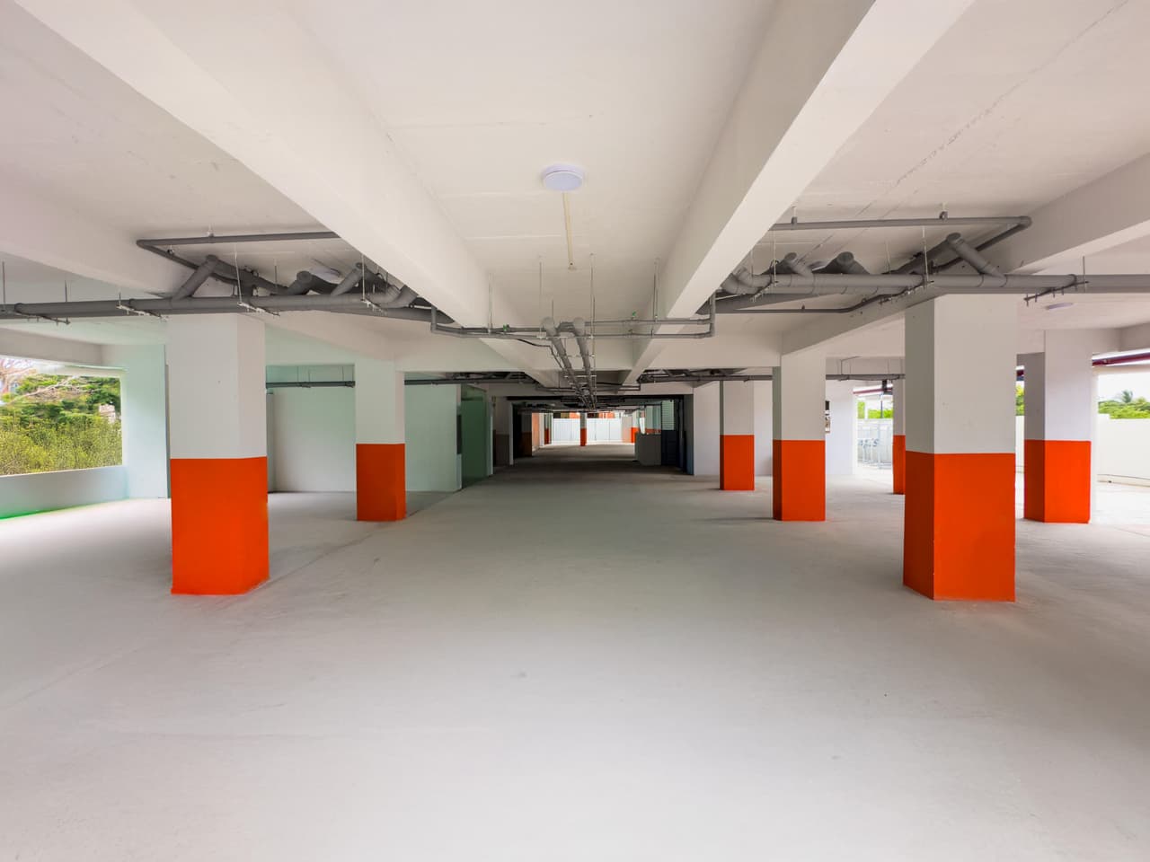 Land In Neelankarai Chennai