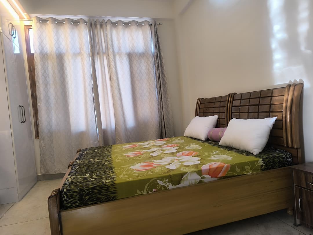 2 Bhk Flat For Rent In Royal Oak Apartments Shimla