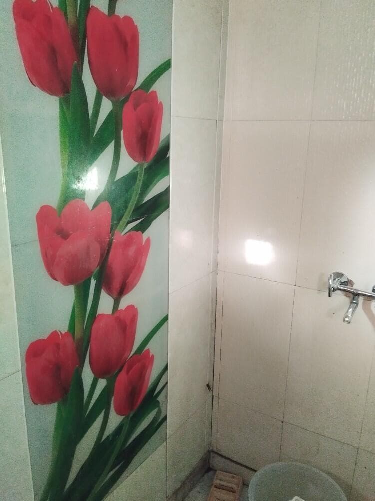 Image of Tank Road, Near Shishu Park, Solan, H P