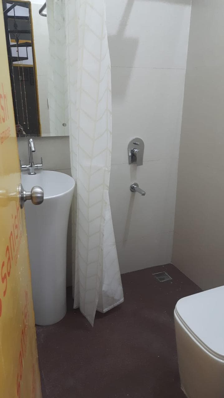 Pg For Sale In Amdhar Paonta Sahib